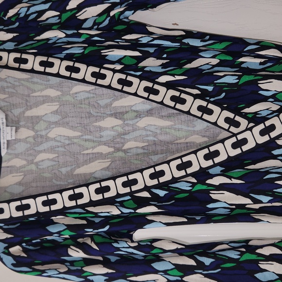 Diane Von Furstenberg-Julian Two Mini Banded dress.  Size 8. - Picture 4 of 10